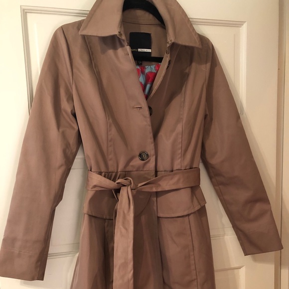 Plenty by Tracy Reese trench coat for Anthroplogy - Picture 3 of 8